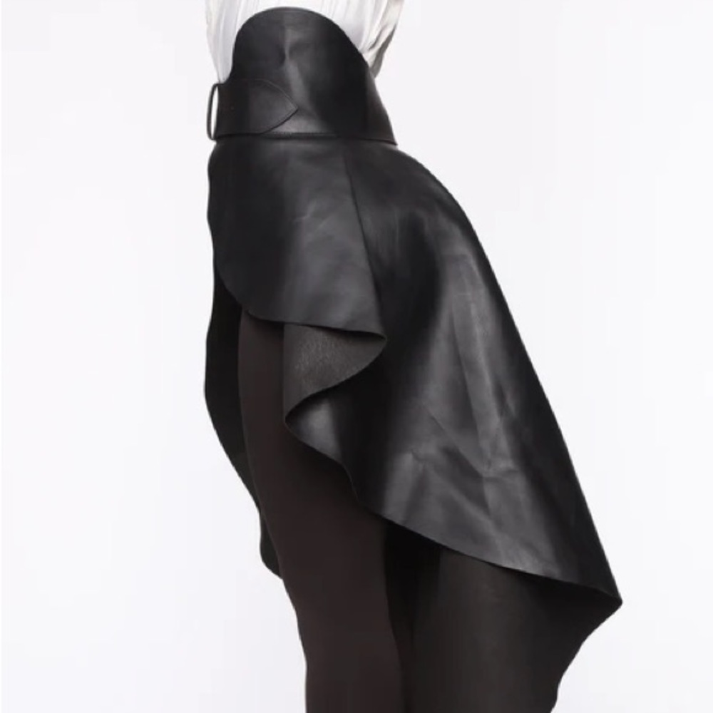 Fashion Nova Black Skirt Belt - Picture 8 of 17